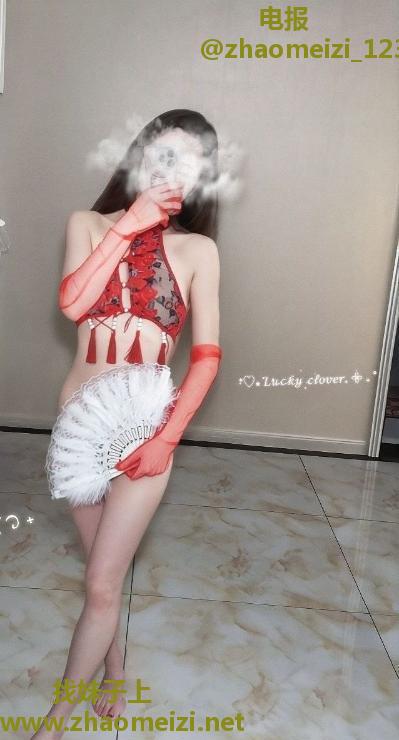 小娜的大白兔