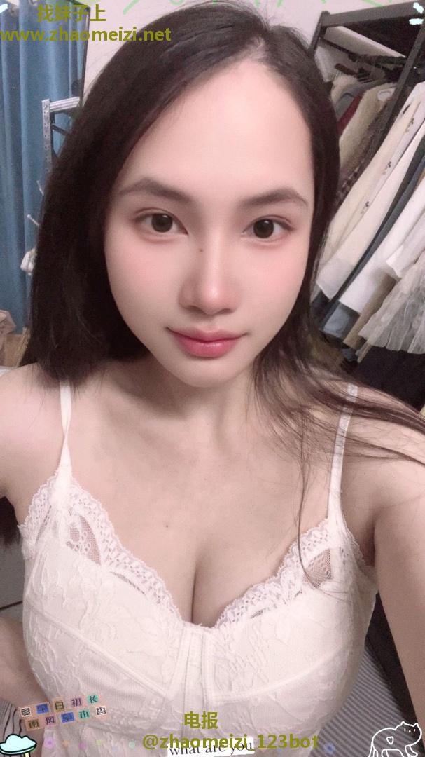 情趣内衣小妹妹