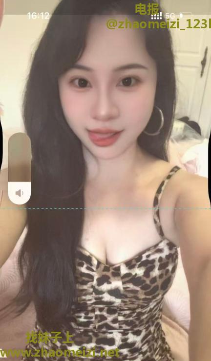 服务系大奶熟女