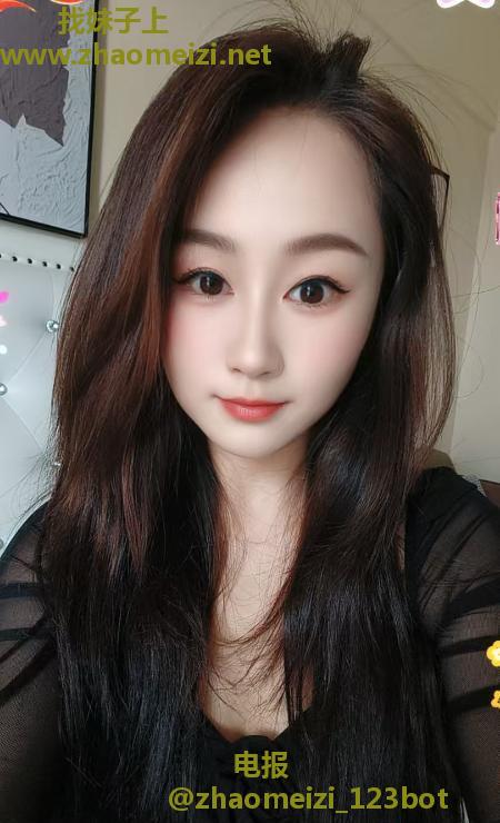 蜀山F罩杯网红女神