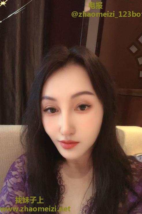 合生汇附近的风骚御姐