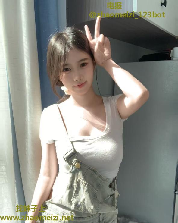 清纯性感朵朵