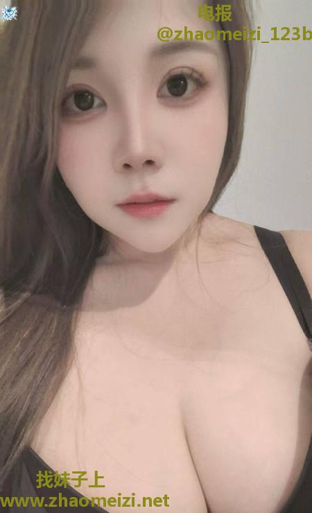 纯舌口吹舔性感大奶妹