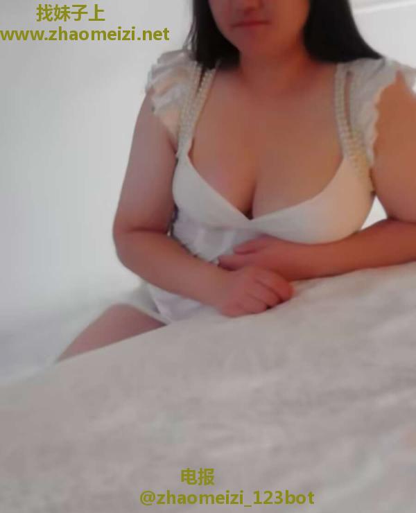 鼓楼巨乳熟女