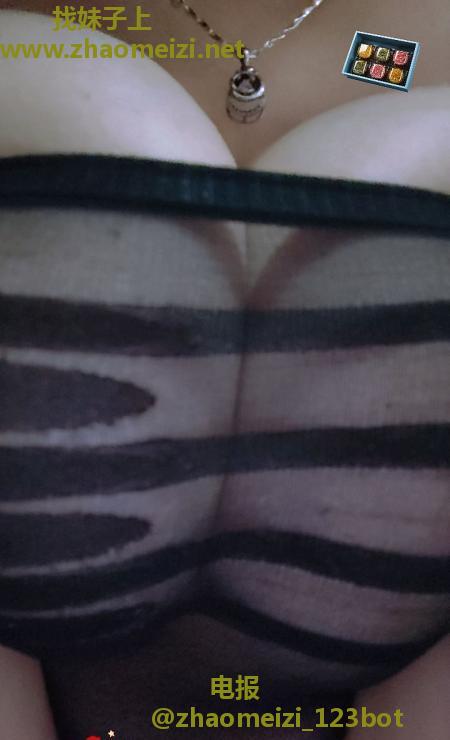 厦门巨乳骚货