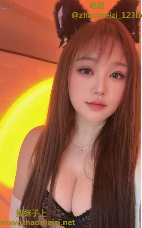 肤白貌美小甜甜