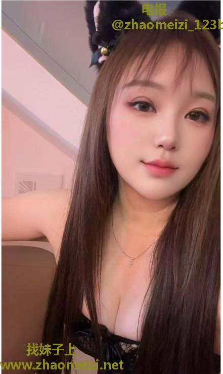 肤白貌美小甜甜