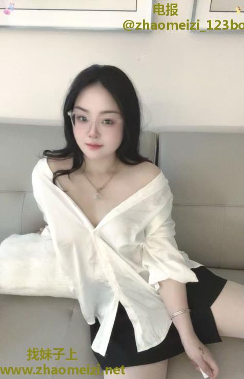 成都服务系眼镜小妹