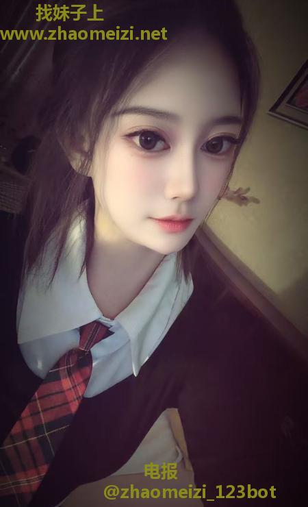 蜀山制服靓妹