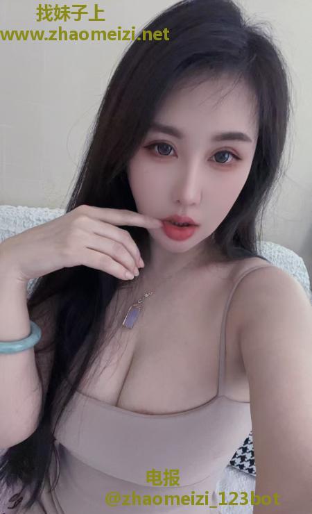 风韵大胸月亮