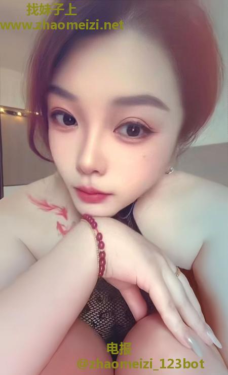 丰满巨乳骚女琳琳姐