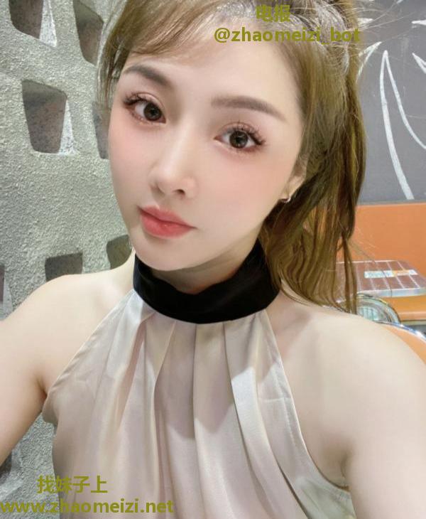 身材很棒的服务系老师
