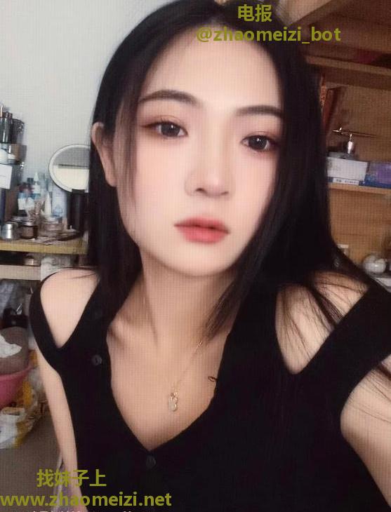 气质小妹珊珊