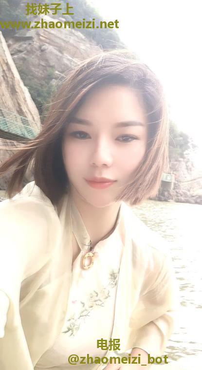 巨乳少妇