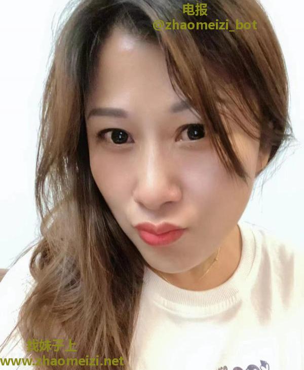 风骚韵味少妇诗诗