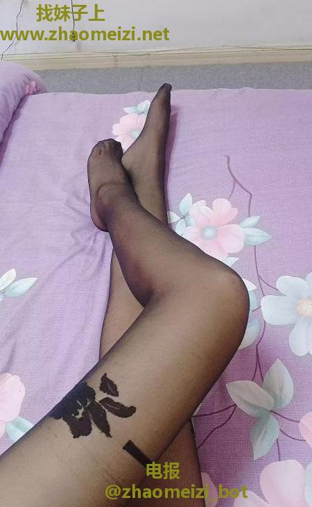 汽车东站附近美少妇