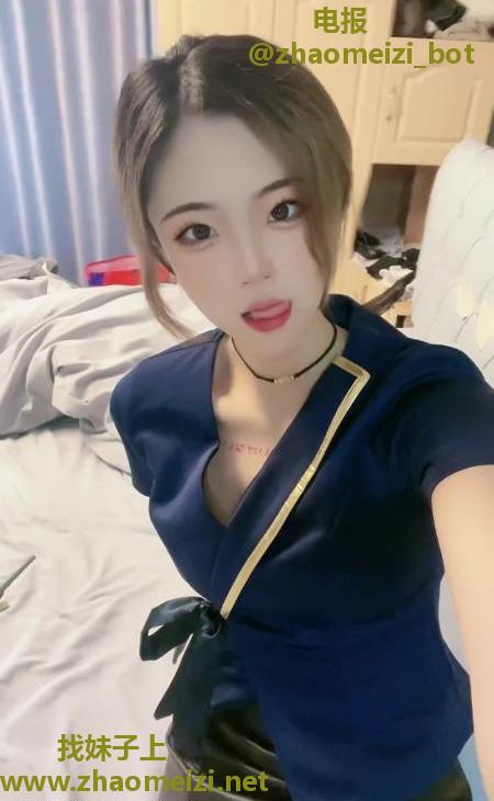 制服丝袜小姐