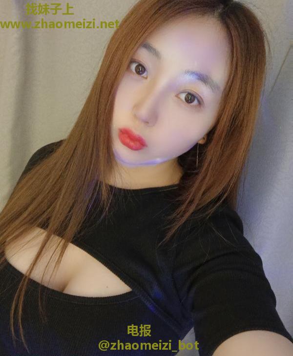 丰满波大肤白妹妹