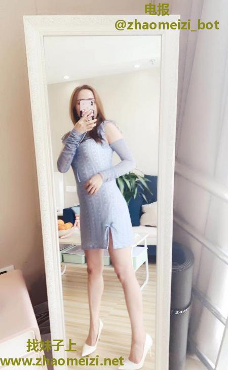 诗诗气质熟女服务