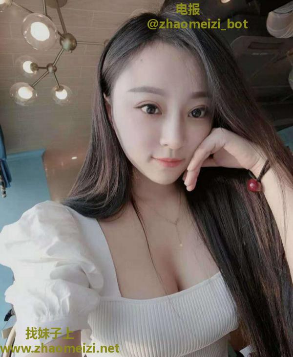 龙岗清纯气质美女
