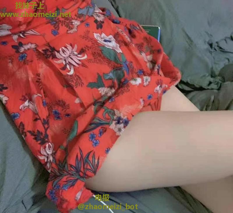 漂亮小姐姐的快餐