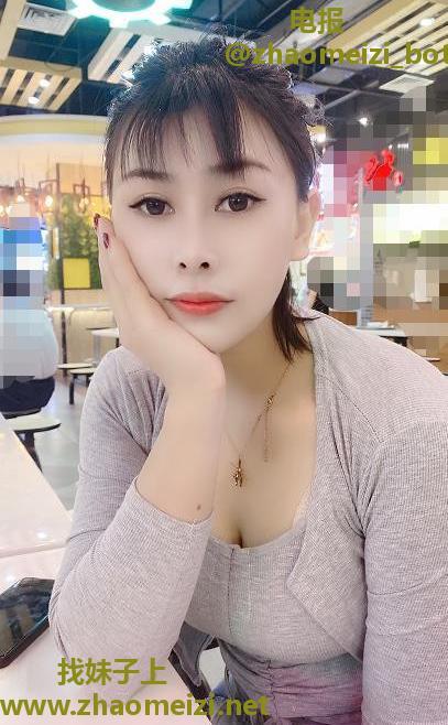 短发御姐可可
