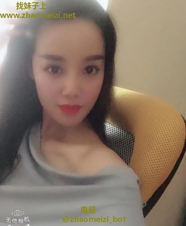 美腿骚妹子 楠楠