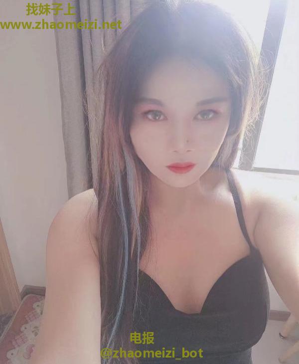 主打服务的小姐姐