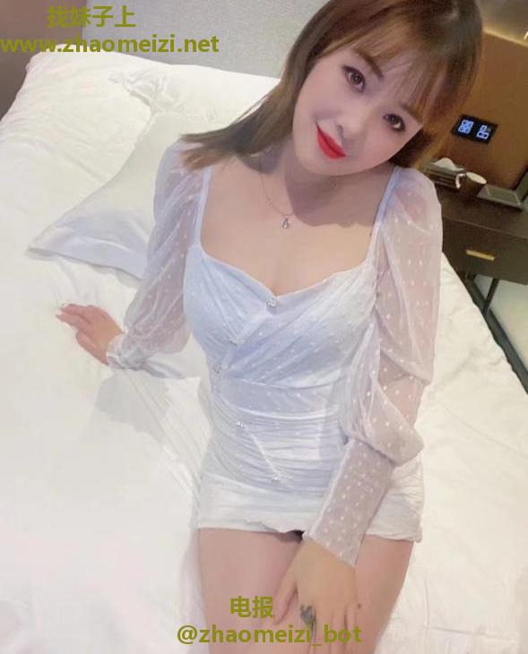龙华美臀小姐姐 潇潇